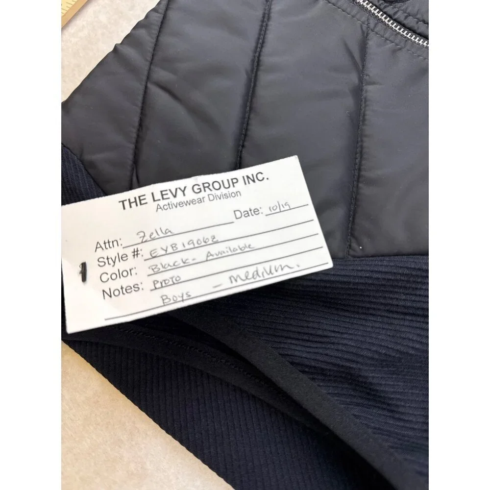 Zella Boy's Vest Full Zip Quilted Black Knit Lightweight  Sample Medium